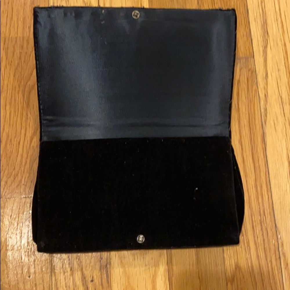 Handmade velvet and jeweled clutch - Picture 2 of 2